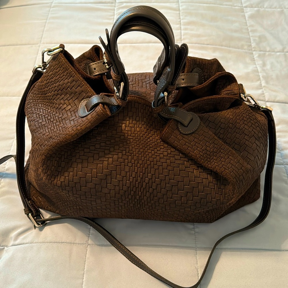 Women’s Leather Slouchy Hobo Purse with Adjustable Shoulder Strap Never Used